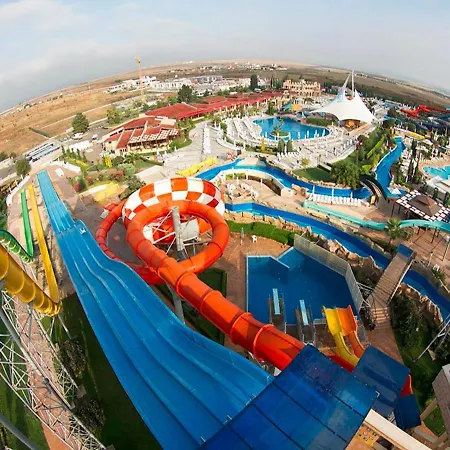 Aqua Dolphin Отель 3*