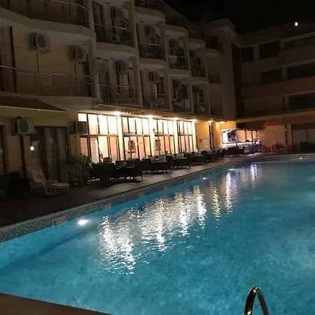 Отель Aqua Dolphin 3*