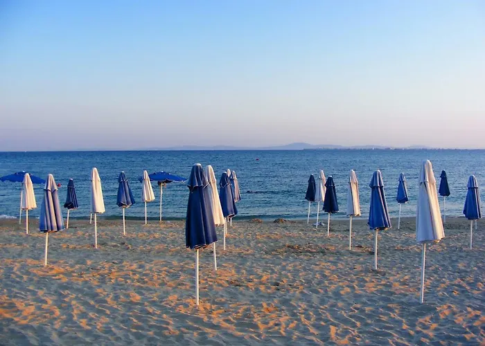 Aqua Dolphin Hotel Rawda